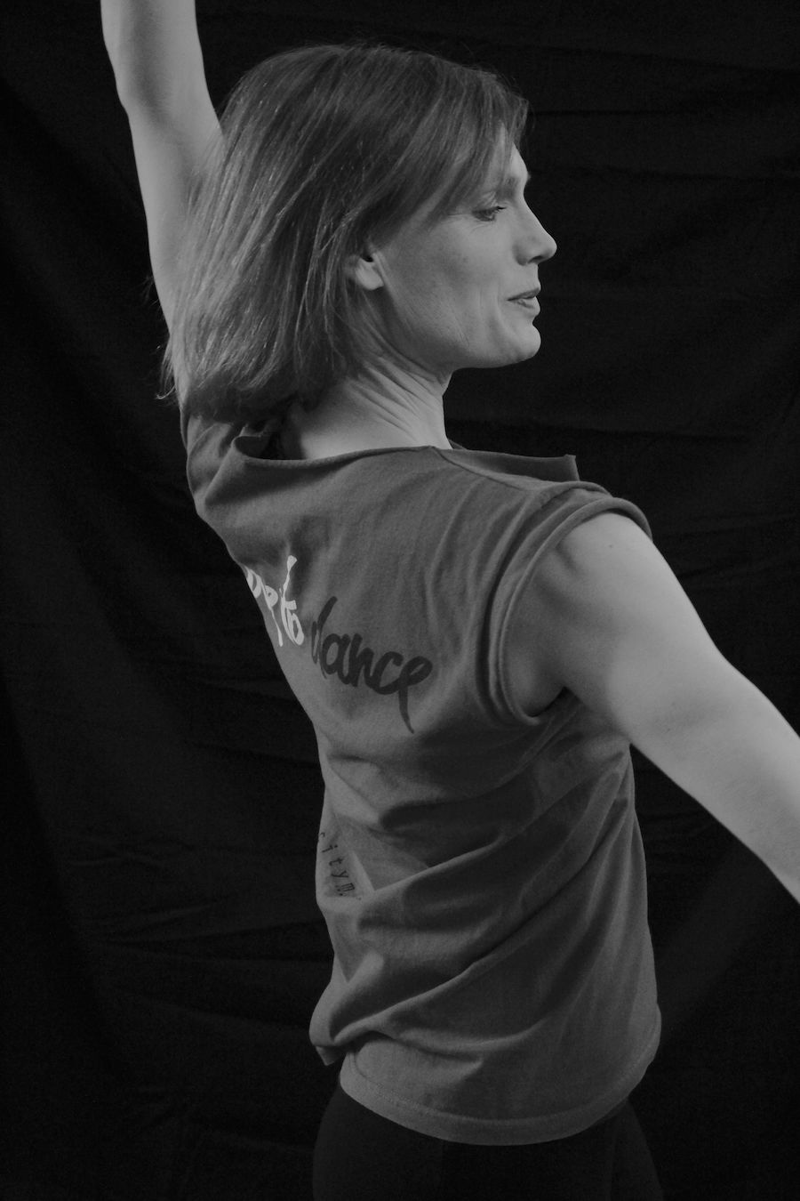Ruth Kent is a Scottish choreographer and dancer, based in the North-East Of Scotland.  Ruth trained in Community Dance Studies at Laban Centre London and has worked extensively with groups of all ages and abilities for the past fifteen years. Ruth has danced for choreographers Sara Schena, Ruby a Worth and Mhairi Allan and performed in Residencies with Erroll White and Ian Spink. Ruth has created several pieces including children's work, Made to Measure, performed at March Moves, Aberdeen, Duthie Park, Lemon Tree, Aboyne Theatre and Edinburgh Fringe 2014. Ruth has held roles as Cultural Co-Ordinator (Aberdeenshire), Youth Dance Devt Officer and currently as Dance Development Officer at Citymoves Dance Agency. Ruth leads performance groups Quicksilver (mature dancers) and Step Forward (mixed abilities) and performs with them regularly. She is a teacher, facilitator and mentor in inclusive practise. She enjoys collaborating with others to create inspiring projects that connect people through dance and her main aim is to spread the joy of dancing!